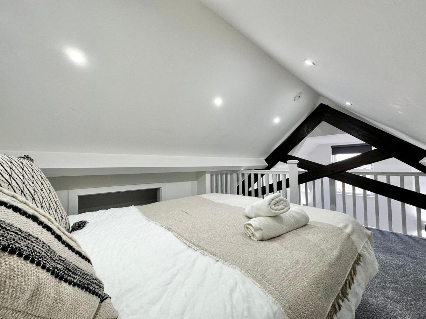 Luxury Duplex City Centre Apartment Leeds  Exteriör bild
